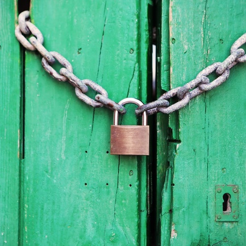 door-green-closed-lock_500x500